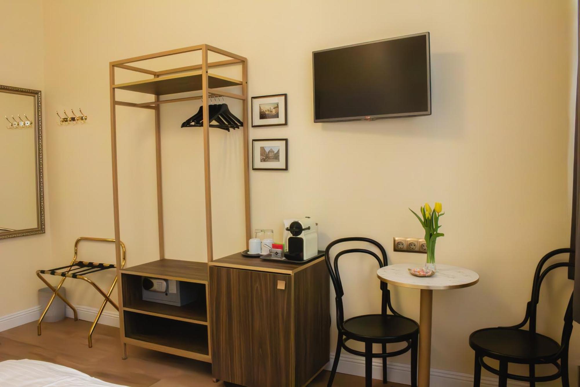 Private Comfort Stephansplatz - Self Check In Виена Екстериор снимка