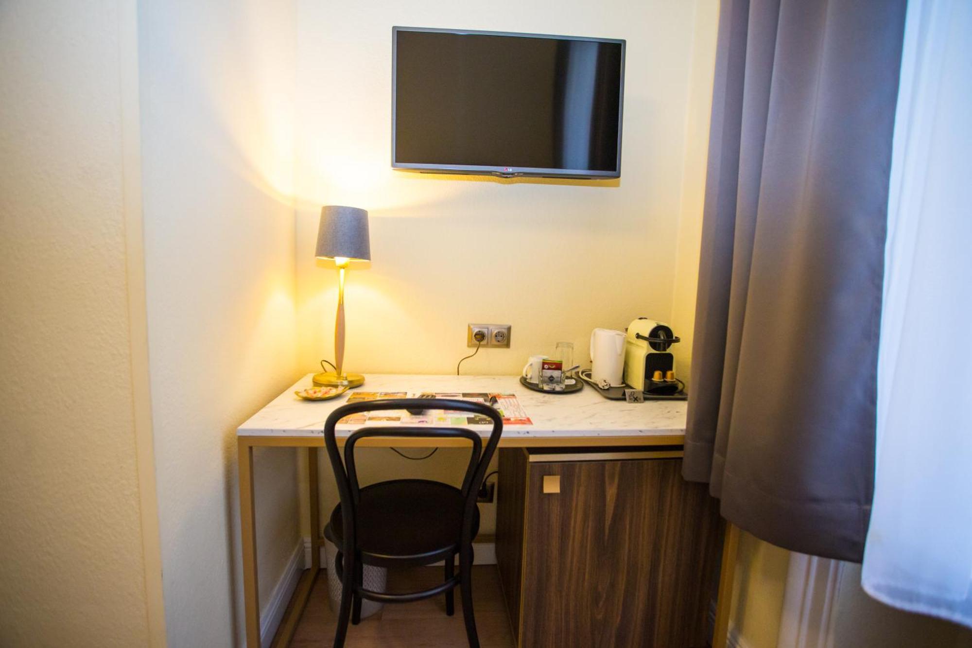 Private Comfort Stephansplatz - Self Check In Виена Екстериор снимка