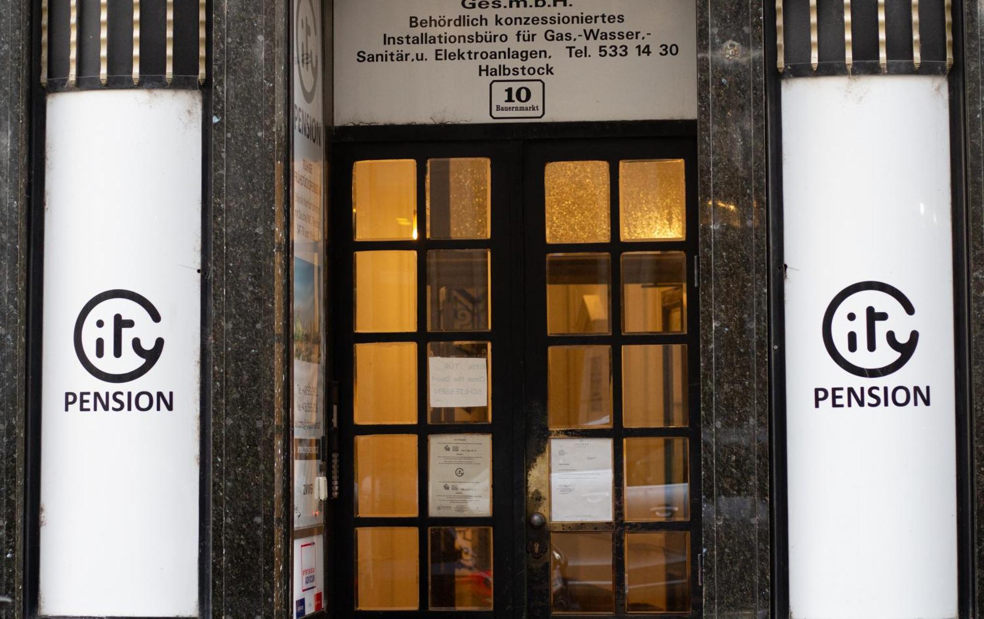 Private Comfort Stephansplatz - Self Check In Виена Екстериор снимка